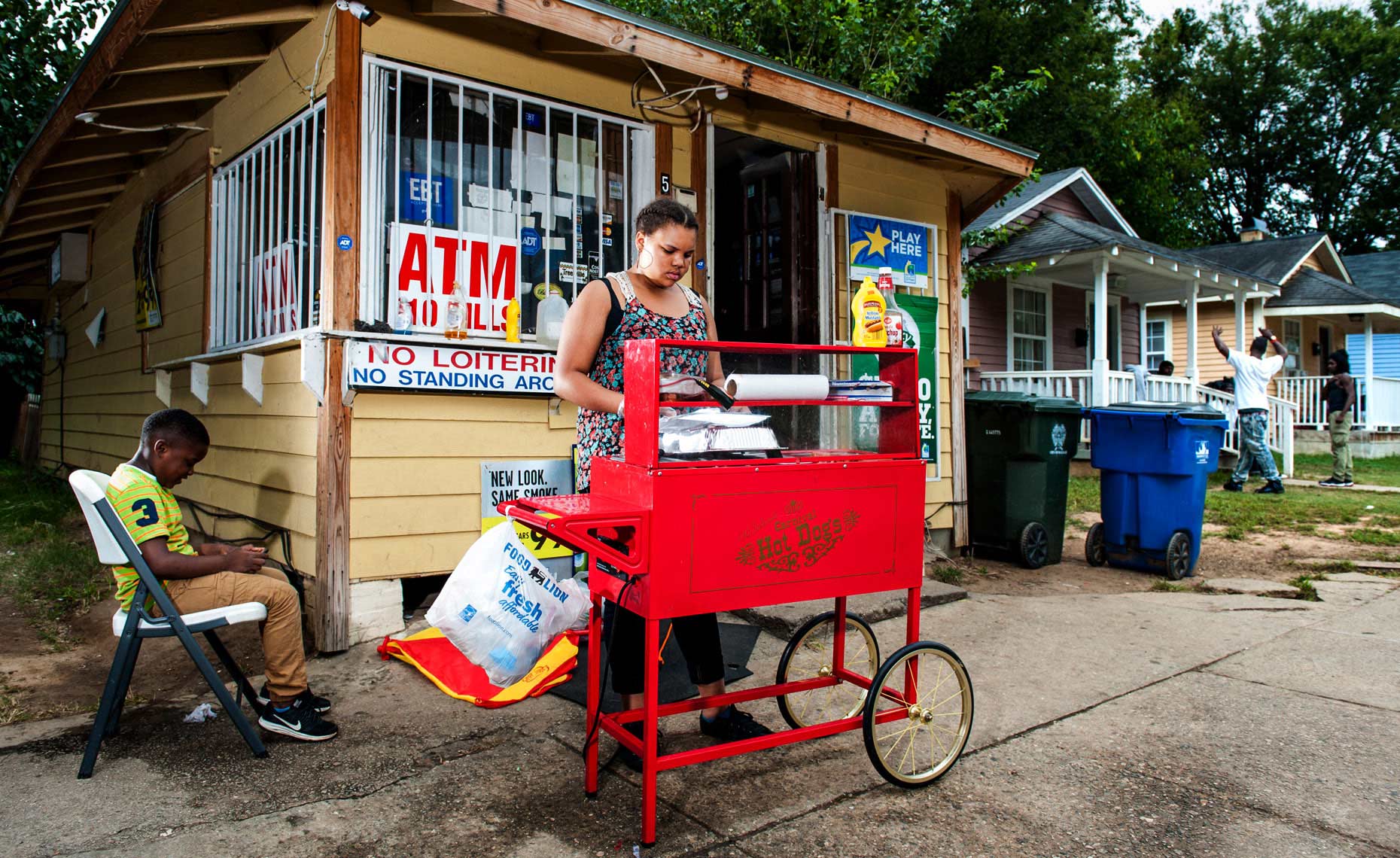 Raleigh portrait photography Bryan Regan  hot dog cart